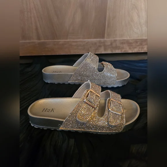 H2K Gold Slide Sandals Size 8 - Picture 2 of 7